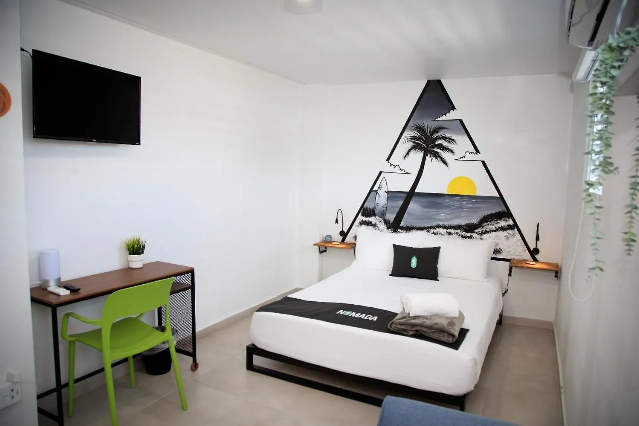 Hostel Nomada Beach Hostel- Isla Verde San Juan