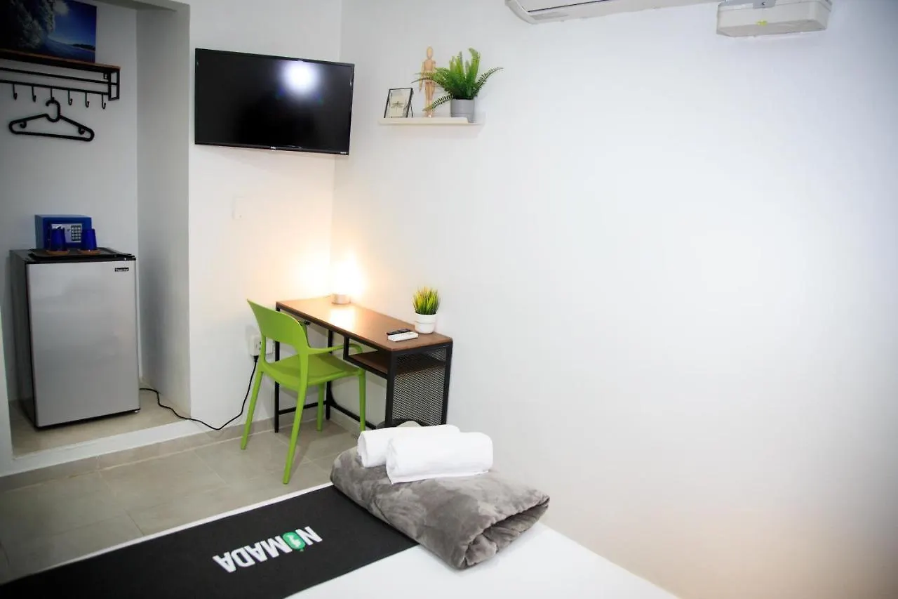 Hostel Nomada Beach Hostel- Isla Verde San Juan