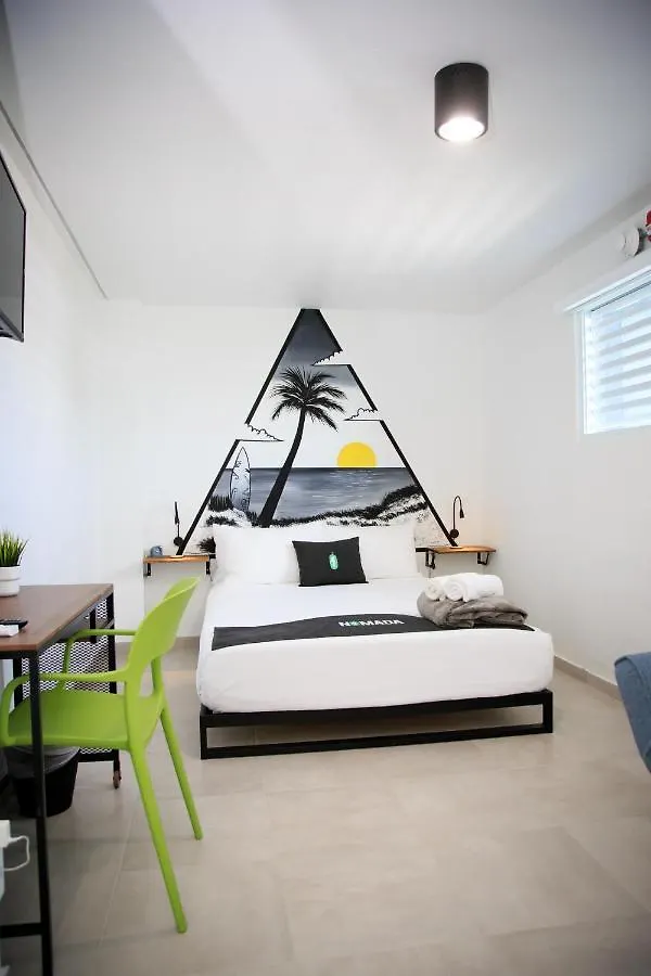Nomada Beach Hostel- Isla Verde San Juan
